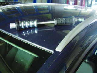 Slaghamer GluePuller 2.jpg